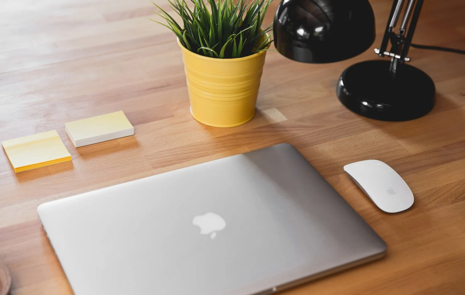 MacBook bekas