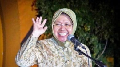 Risma mundur dari jabatannya