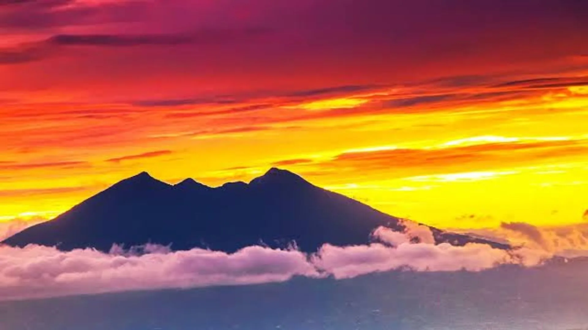 Mitos Gunung Salak